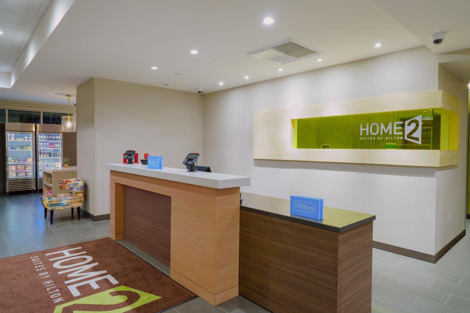 Home2 Suites By Hilton 레이크 하바슈 시티 외부 사진